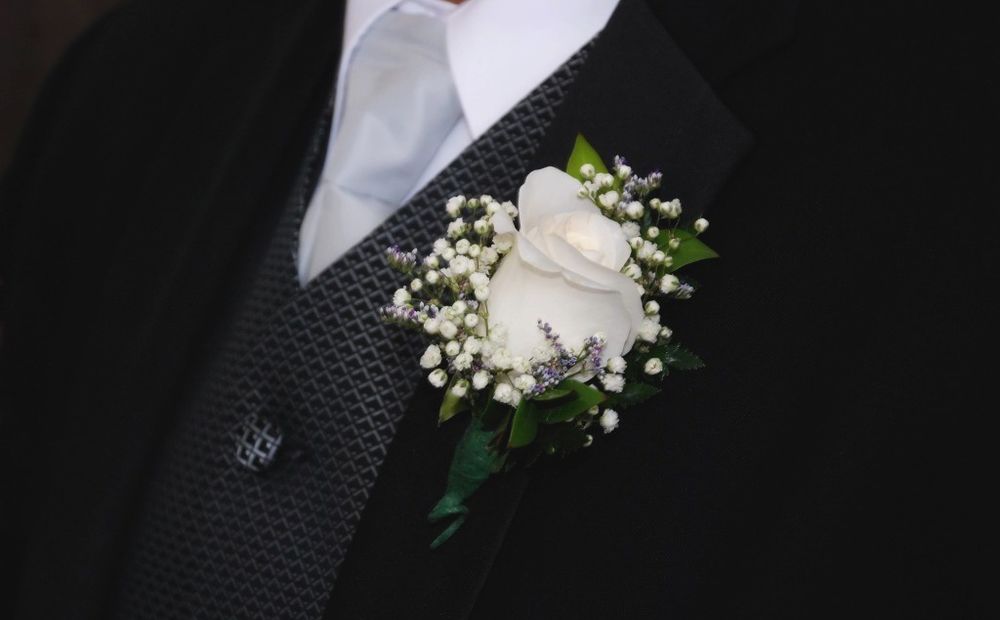 Бутоньерка для свидетеля. Свадьба в цвете Фуксии часть 6. / Wedding flowers